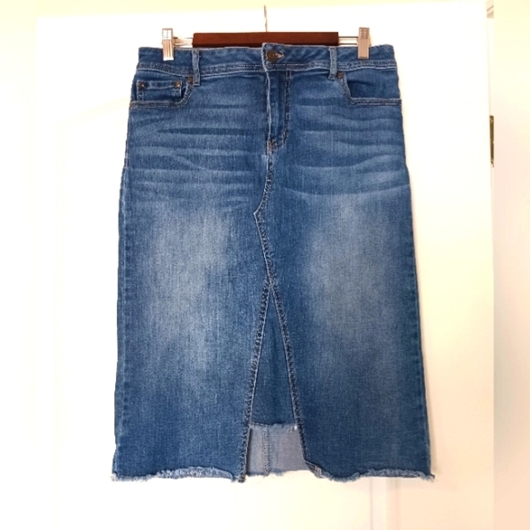 Skinny denim pencil skirt front cutout. Sweater and booties outfit must! - Picture 1 of 12